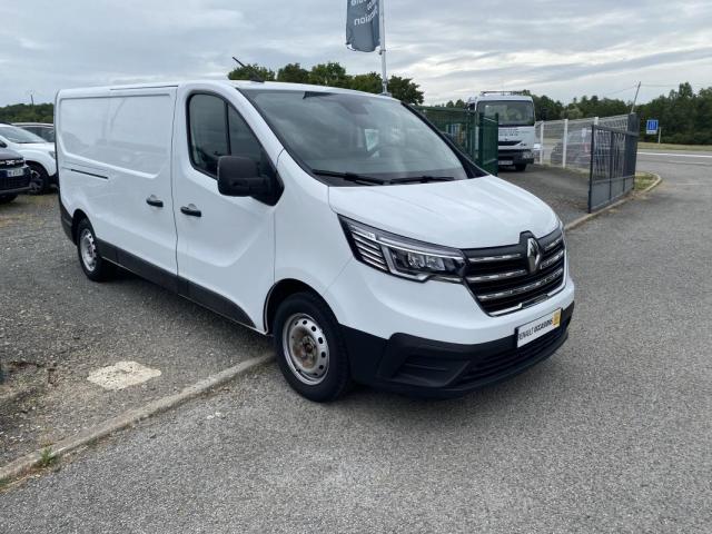 Renault Trafic image 1