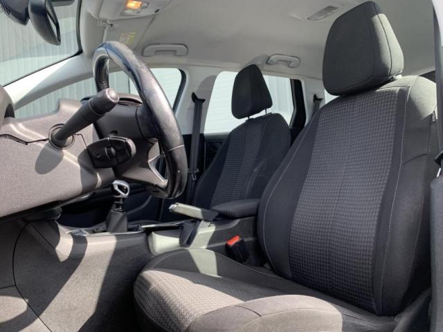 Peugeot 308 image 3