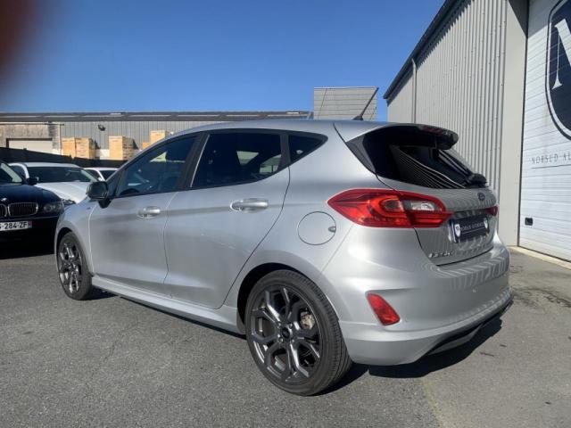 Ford Fiesta image 2