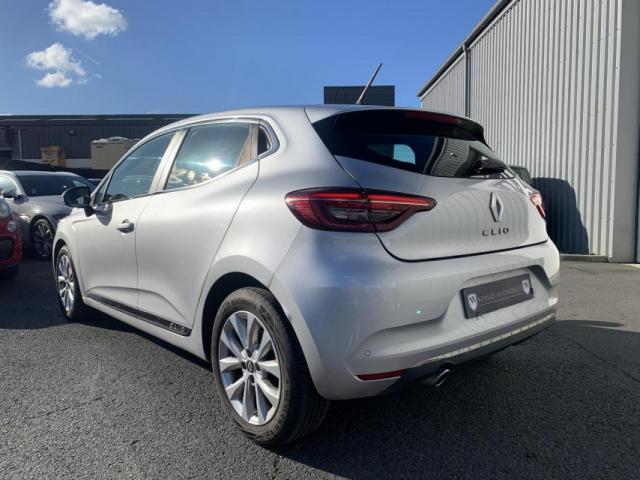 Renault Clio image 9