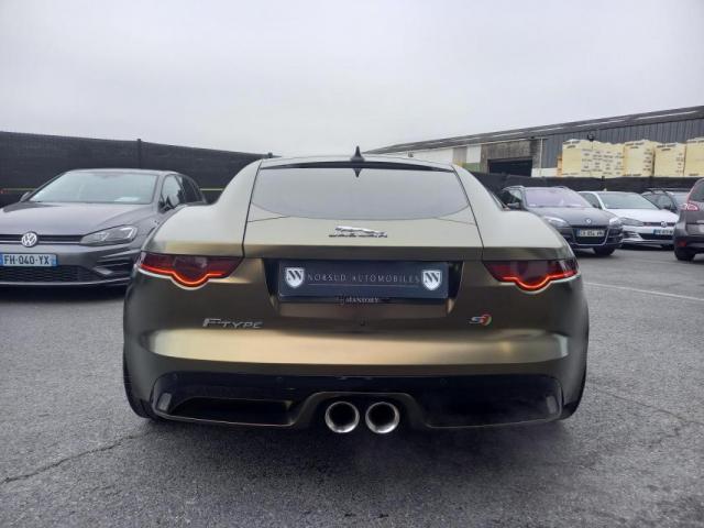 Jaguar F-Type image 2