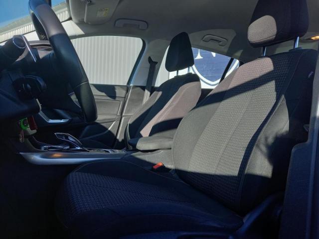 Peugeot 308 image 8