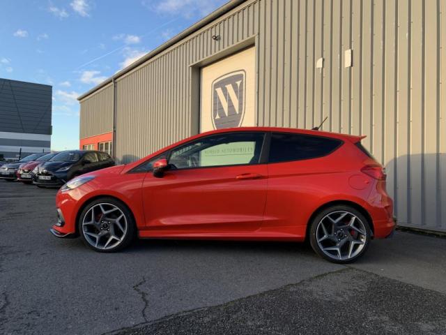 Ford Fiesta image 5