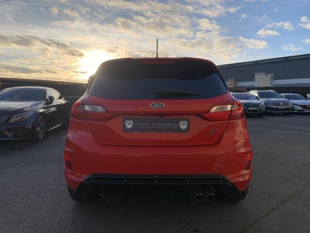 Ford Fiesta image 9