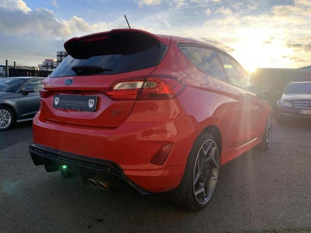 Ford Fiesta image 6