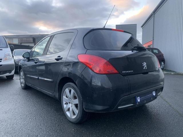 Peugeot 308 image 5
