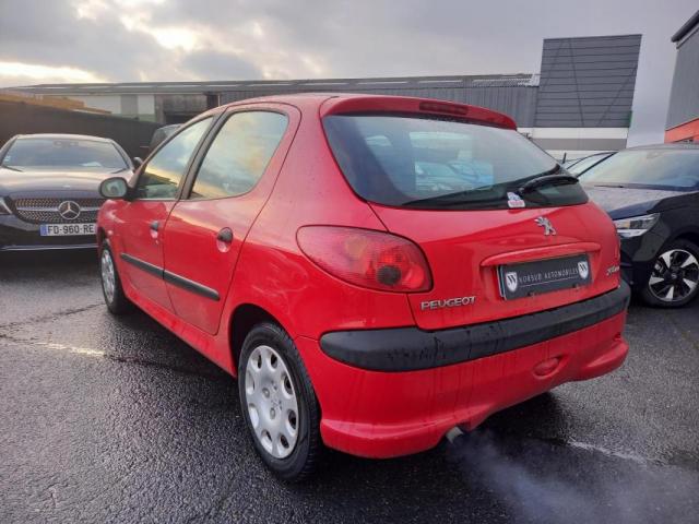 Peugeot 206 image 7