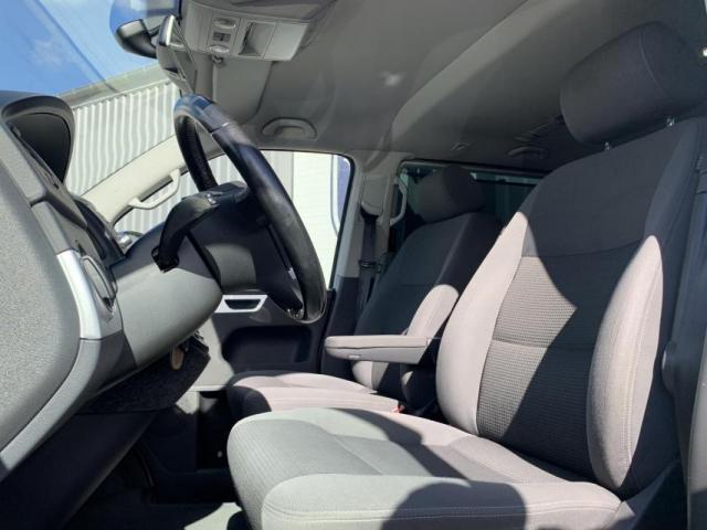 Volkswagen Multivan image 8