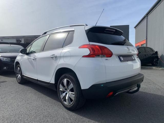 Peugeot 2008 image 5