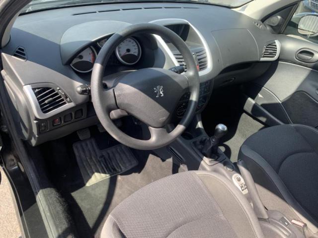 Peugeot 206 image 7