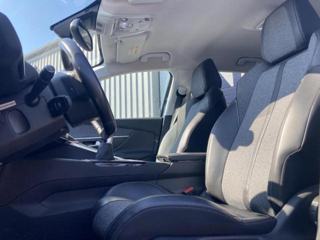 Peugeot 5008 image 7