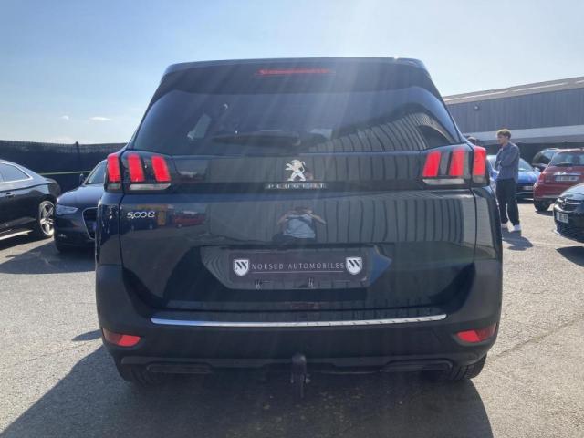 Peugeot 5008 image 9