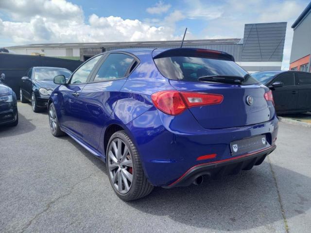 Alfa Romeo Giulietta image 8