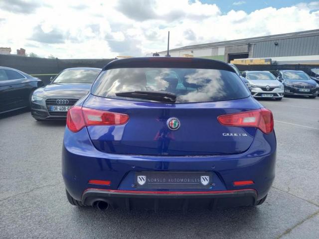 Alfa Romeo Giulietta image 7