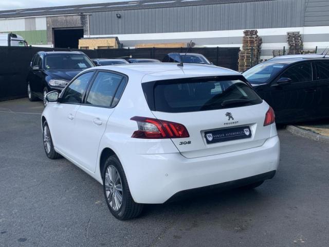 Peugeot 308 image 6