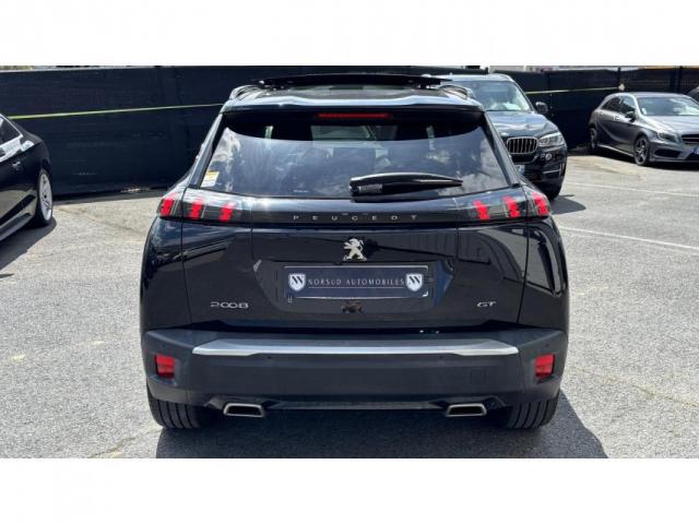 Peugeot 2008 image 8