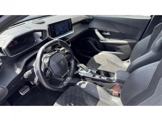 Peugeot 2008 image 3