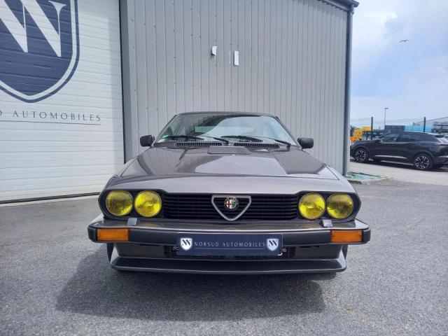 Alfa Romeo Gtv image 8