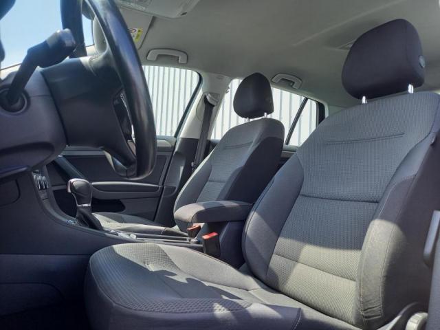 Volkswagen Golf image 7