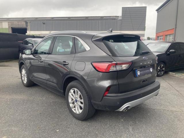 Ford Kuga image 7
