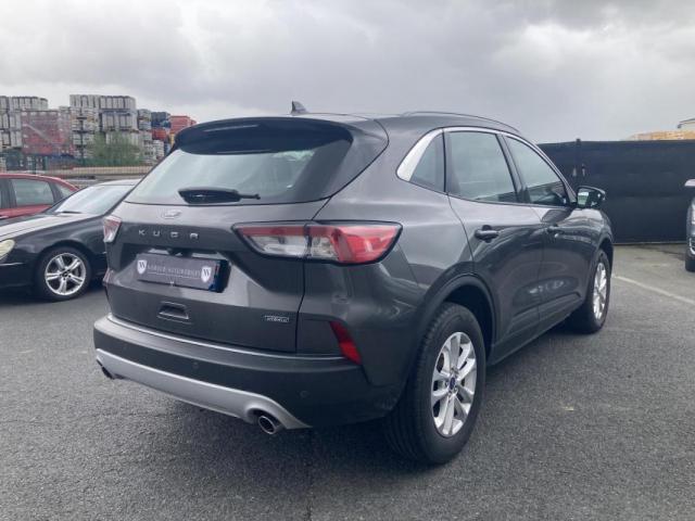 Ford Kuga image 6