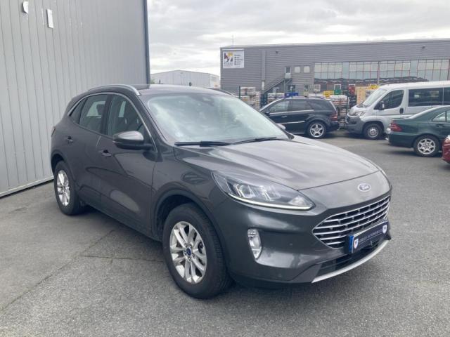 Ford Kuga image 2
