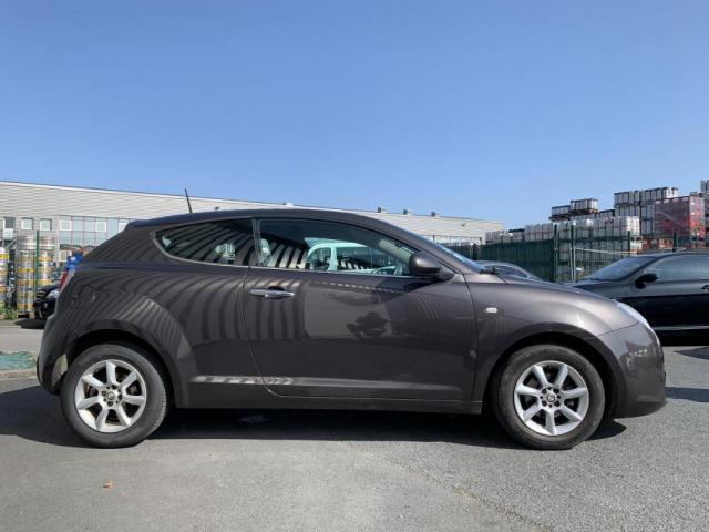 Alfa Romeo Mito image 7