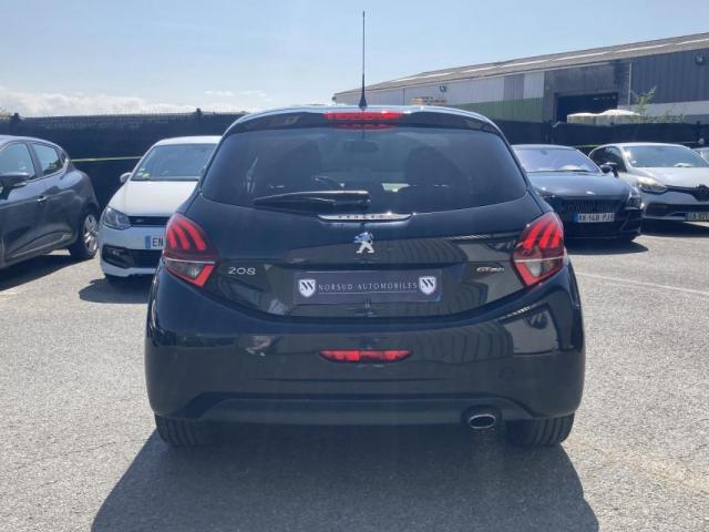 Peugeot 208 image 4
