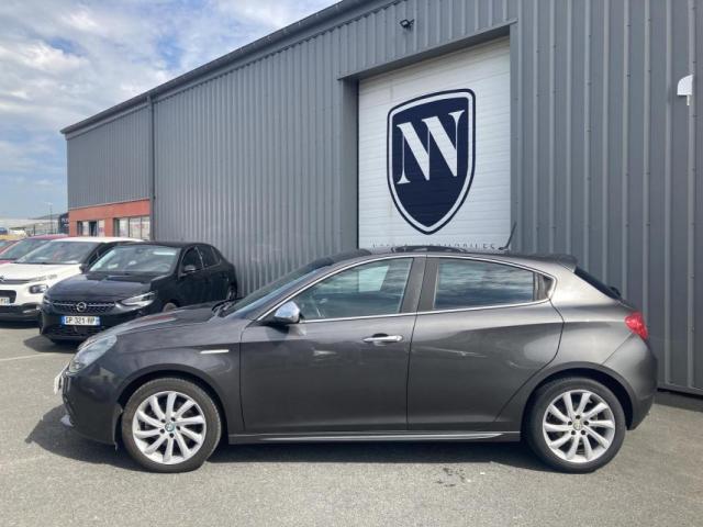 Alfa Romeo Giulietta image 2