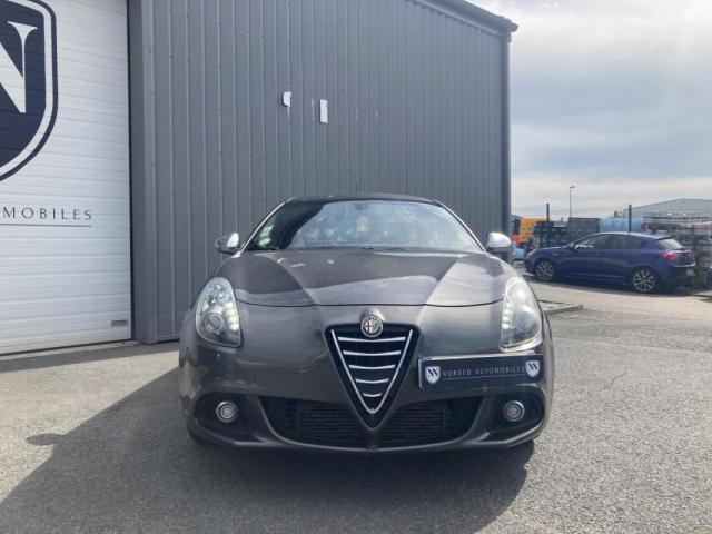 Alfa Romeo Giulietta image 6