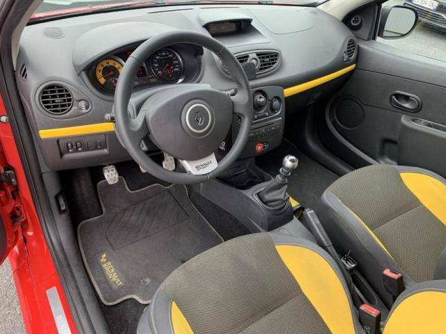 Renault Clio image 8