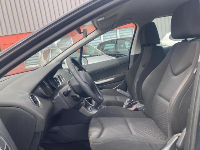 Peugeot 308 image 7
