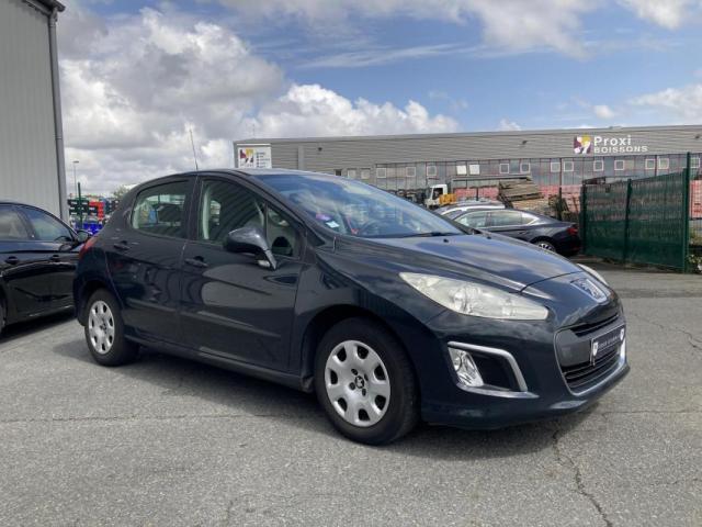Peugeot 308 image 9