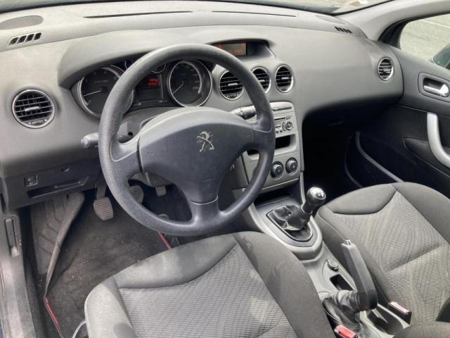 Peugeot 308 image 3