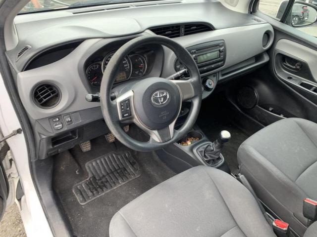 Toyota Yaris image 9