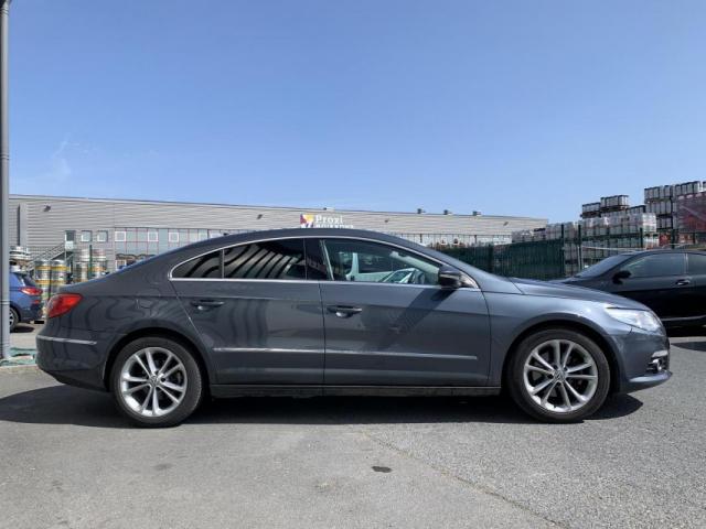 Volkswagen Passat Cc image 6