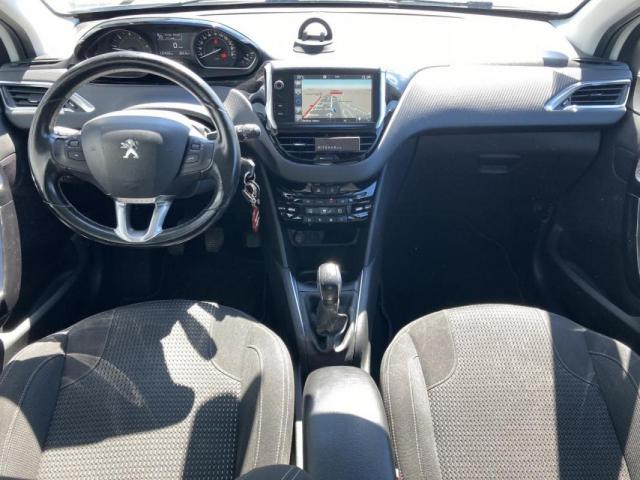 Peugeot 208 image 4