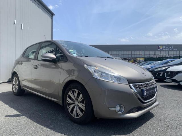 Peugeot 208 image 8