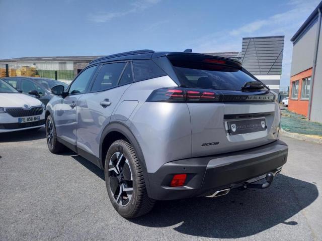 Peugeot 2008 image 2