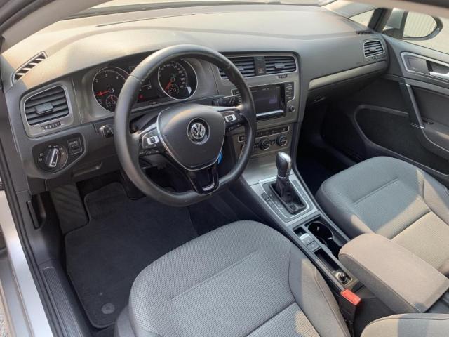Volkswagen Golf image 1