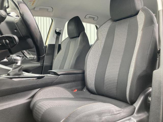 Peugeot 3008 image 3