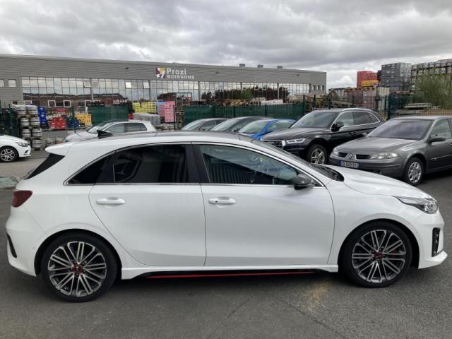 Kia Ceed image 8