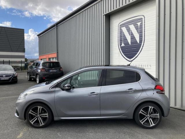 Peugeot 208 image 9