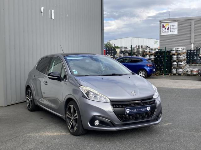 Peugeot 208 image 8