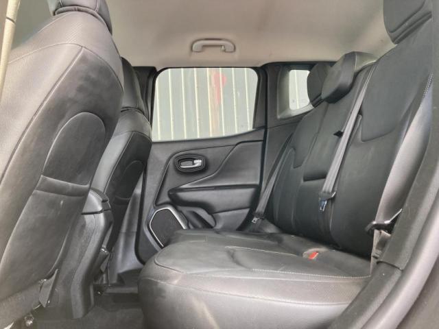 Jeep Renegade image 3