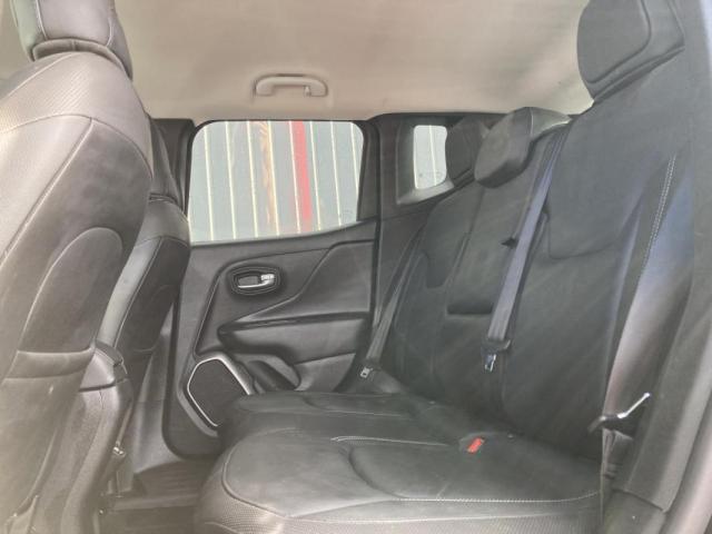 Jeep Renegade image 6