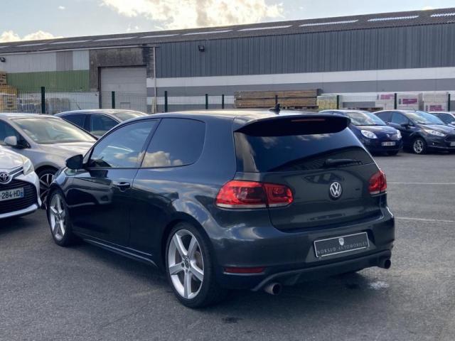 Volkswagen Golf image 4