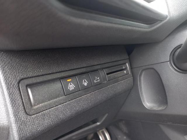 Peugeot 3008 image 1