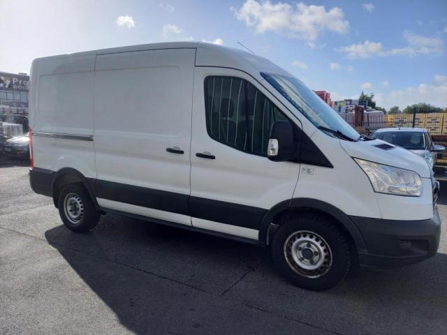Ford Transit image 9