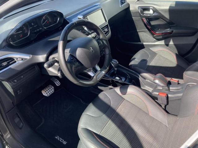 Peugeot 2008 image 1